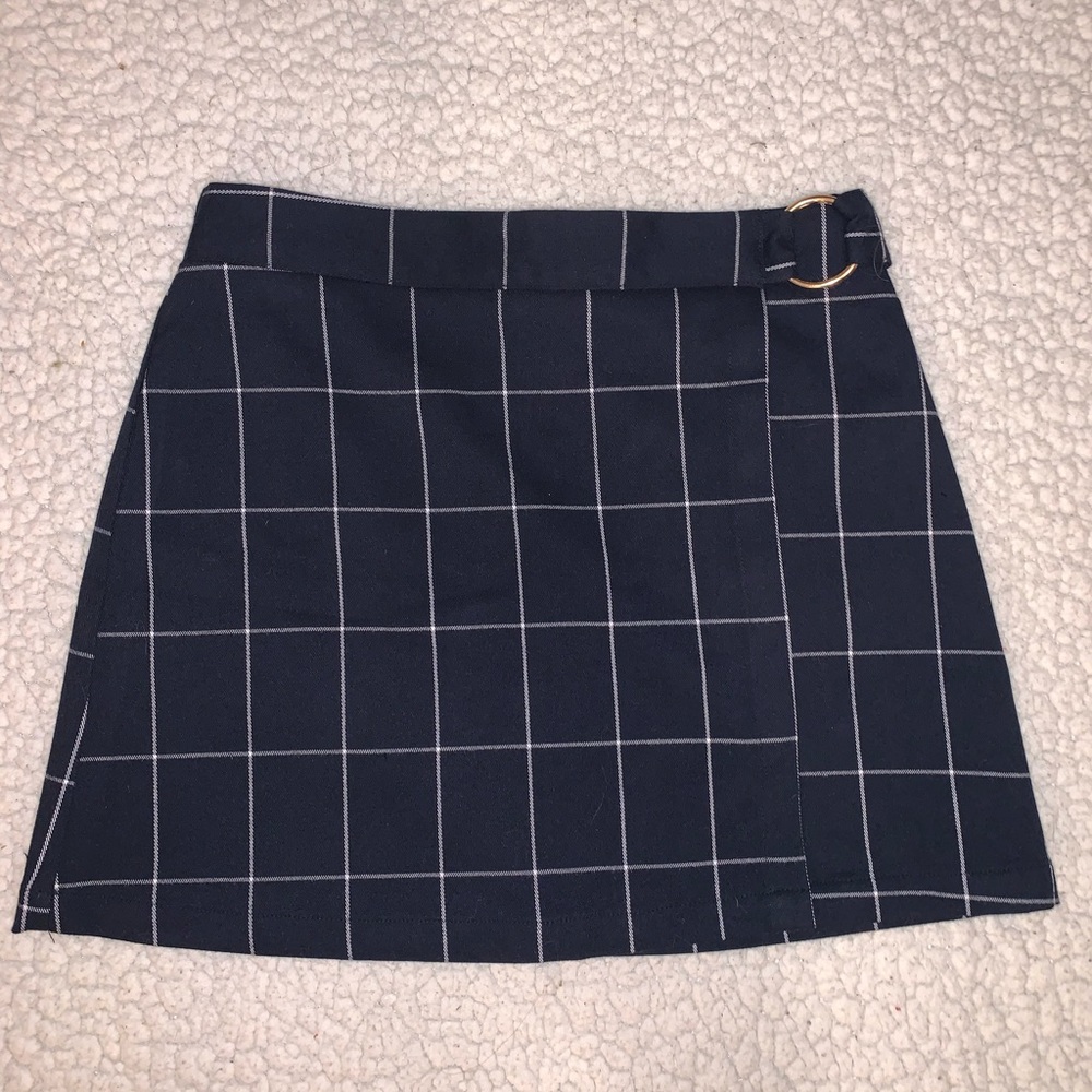 Plaid mini skirt